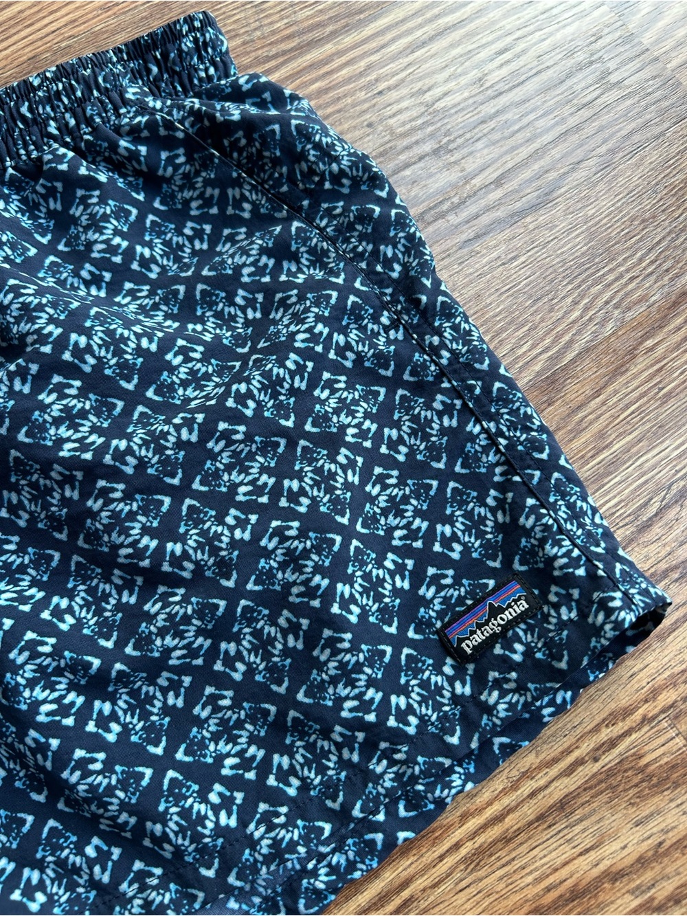 Patagonia Women’s Baggies Shorts Navy and White
